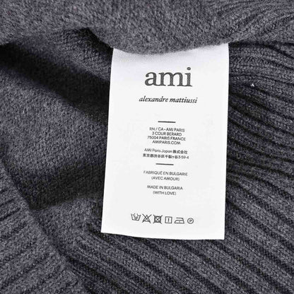 アミ AMI セーター UKS002.018 067 グレー 2024AW メンズ