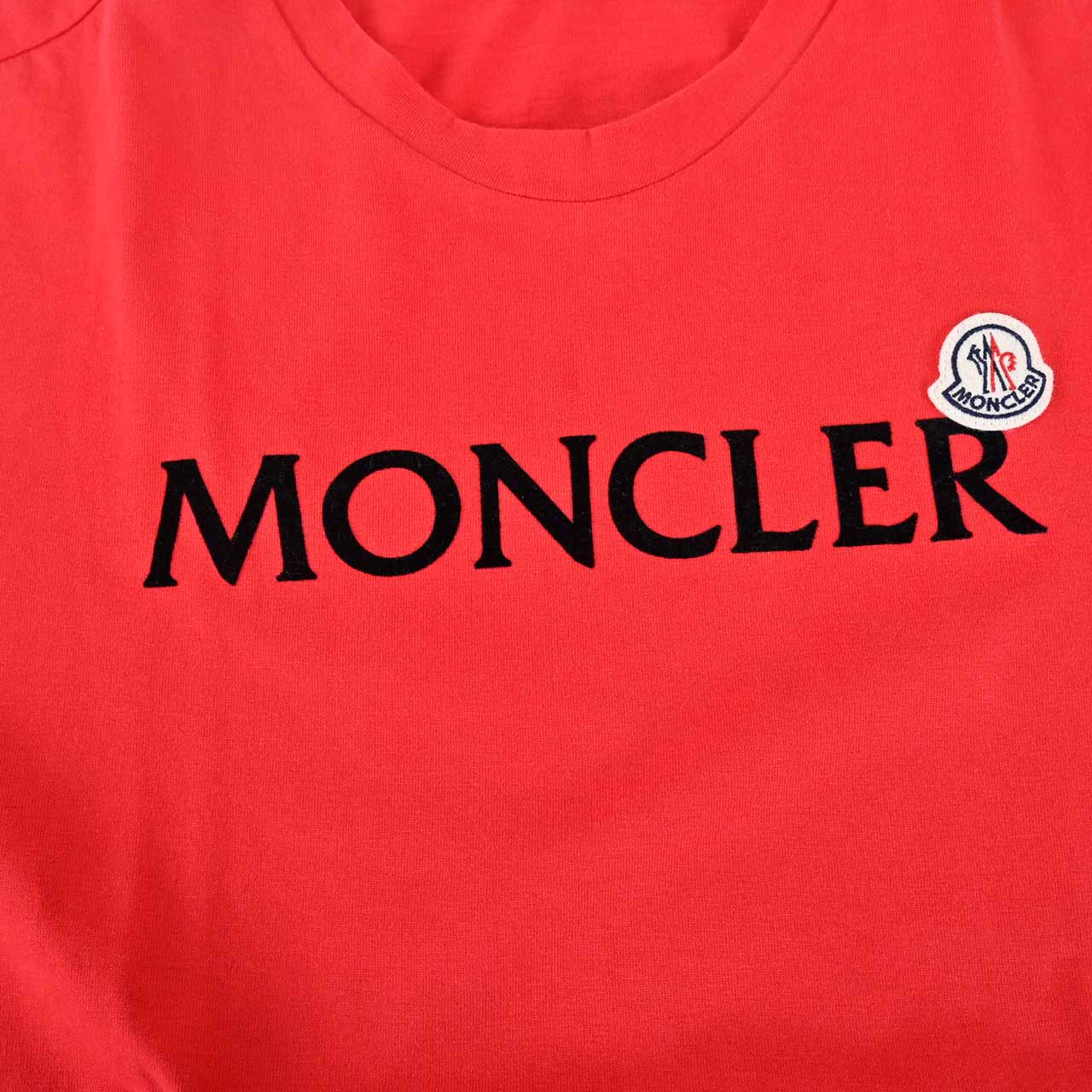 モンクレール MONCLER Tシャツ 8C000 22 8390T 544 レッド 秋冬 メンズ